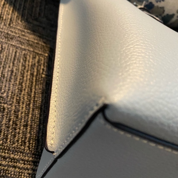 Coach Mollie 25 Leather Tote C4084 NWOT - Picture 7 of 12